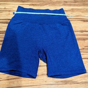 P'tula bare. Size Small, 6" length. Persian Blue color. Gently used.